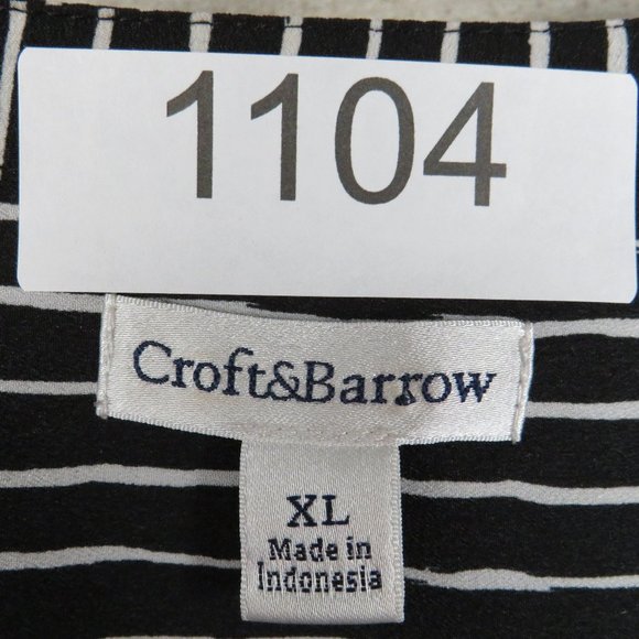 Croft & Barrow* Women's Long Tab Sleeve Button Down Curved Hem Blouse~ Size‎ XL - Picture 3 of 10